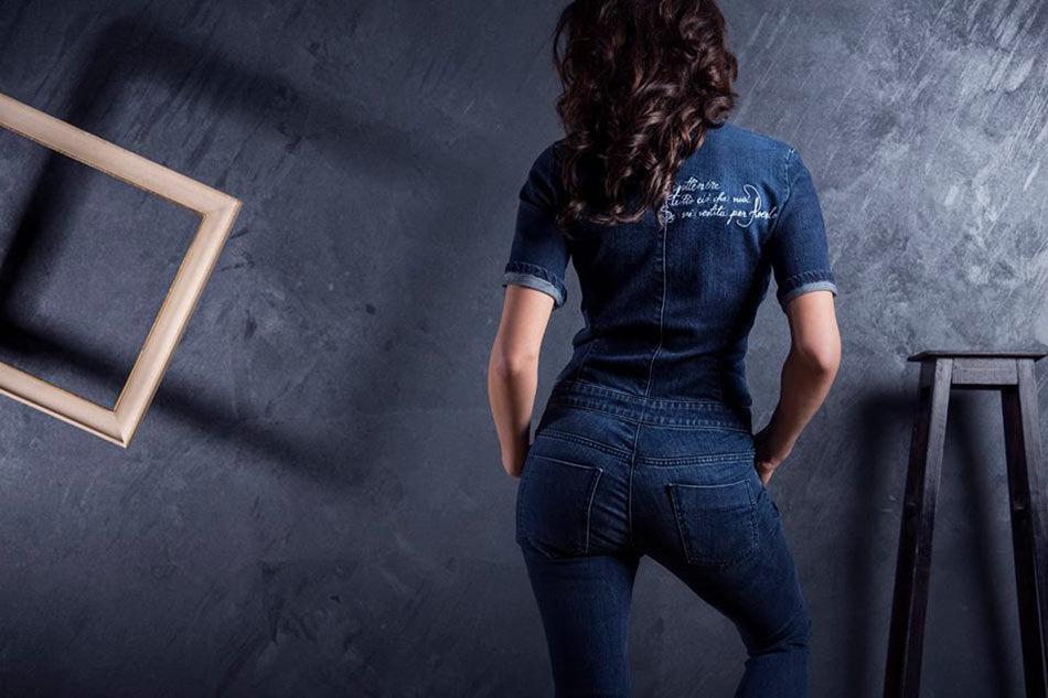 Девушка из Молдовы открыла джинсовый бренд в Италии