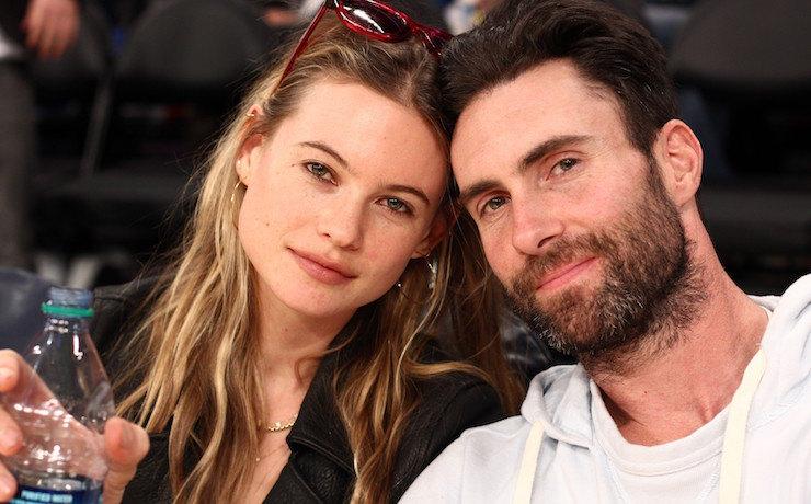 Солист группы «Maroon 5» Адам Левин впервые станет отцом