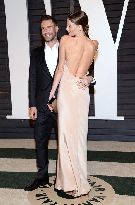 Солист группы «Maroon 5» Адам Левин впервые станет отцом