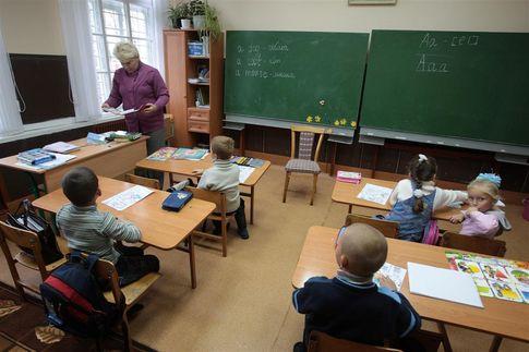 Lipsă de profesori în satele Moldovei