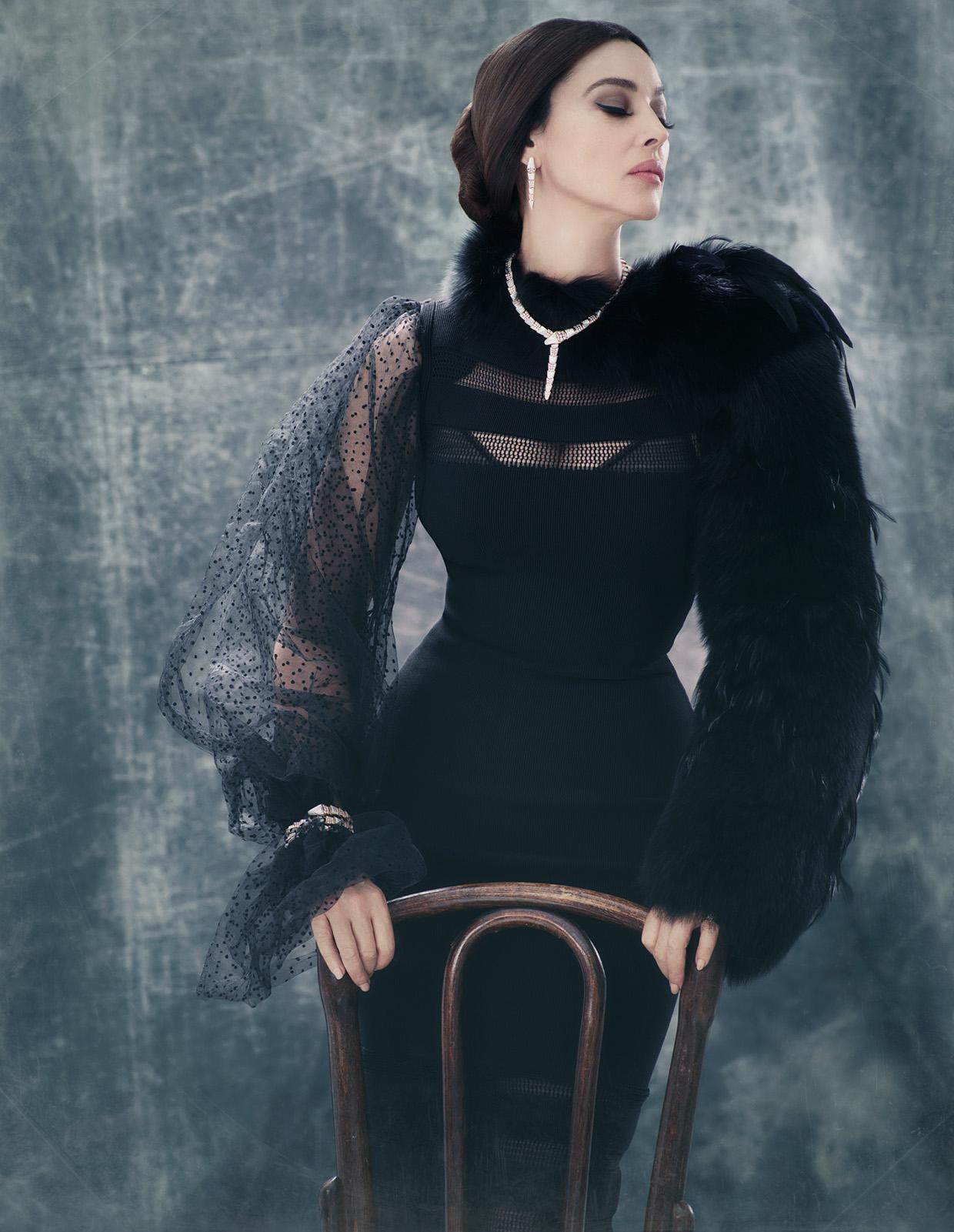 Monica Bellucci, splendidă la 51 de ani! Cum apare pe paginile unei reviste