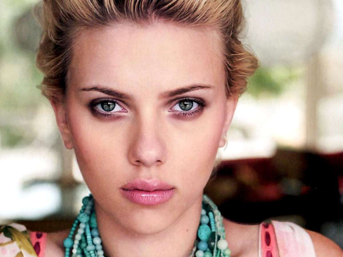 Scarlett Johansson a devenit robot! Invenţia unui admirator al actriţei