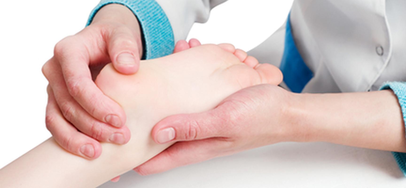 Bolile ortopedice grave la copii. Interviu cu specialistul Iurie Romaşco