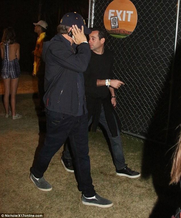 Леонардо Ди Каприо и Рианна флиртуют на музыкальном фестивале Coachella