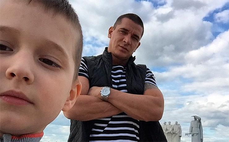 Муж Ксении Бородиной рассказал, как правильно воспитывать сыновей