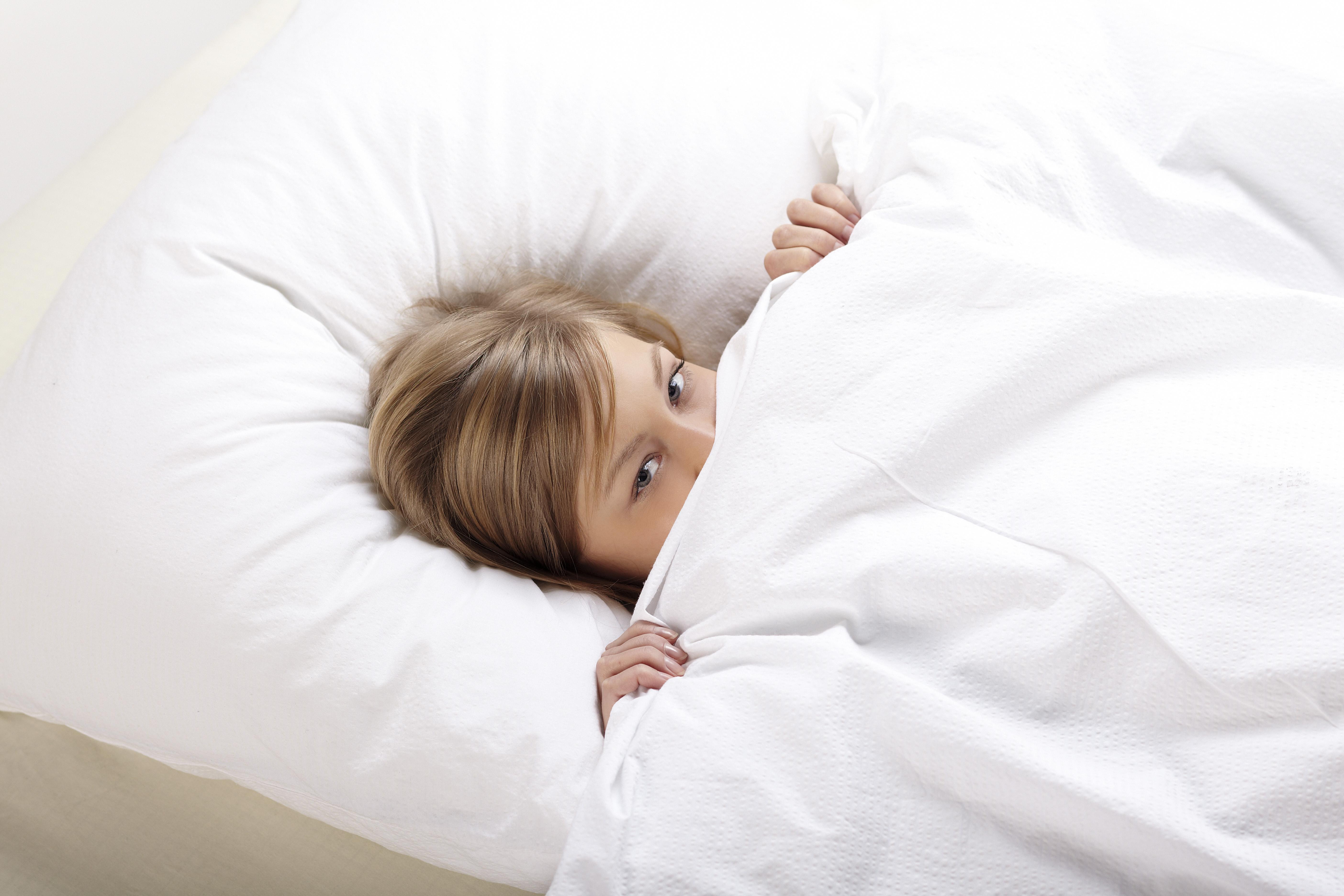Эксперты рассказали, под каким одеялом следует спать, чтобы иметь здоровый сон
