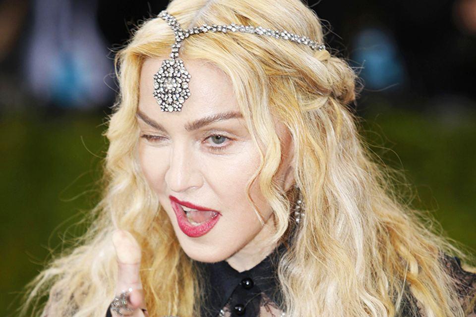 Мадонна объяснила свое скандальное появление на Балу Института костюма