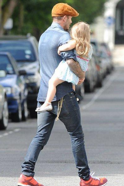 Harper, fiica de 2 ani a cuplului Beckham - o adevărată prințesă