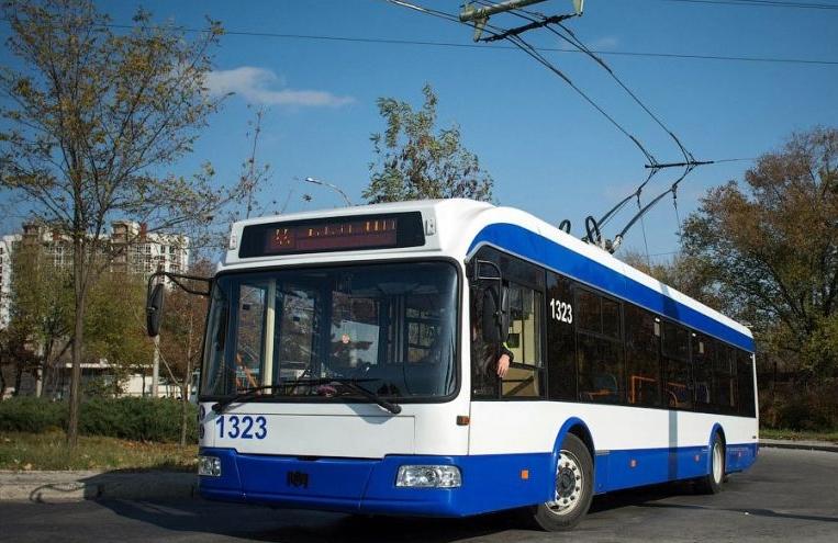Троллейбусное движение в столице нарушено