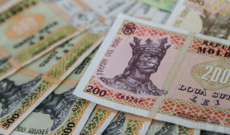 В марте средняя зарплата в Кишиневе составила 5715,8 лея