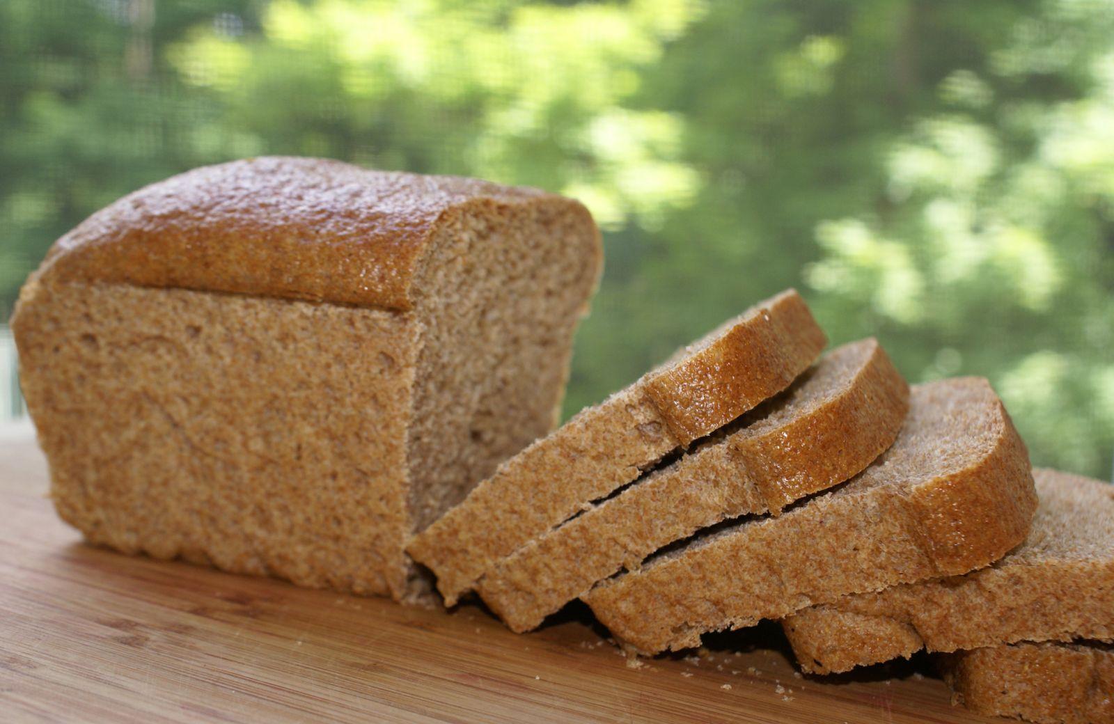 Ржаной хлеб смесь. Хлеб. Хлеб Буханка. Ржаной хлеб. Отрубной хлеб.
