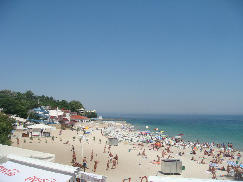 Interzis scăldatul în şase plaje din Odesa. Care este motivul