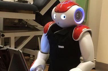Роботы заменят медсестер в роддомах