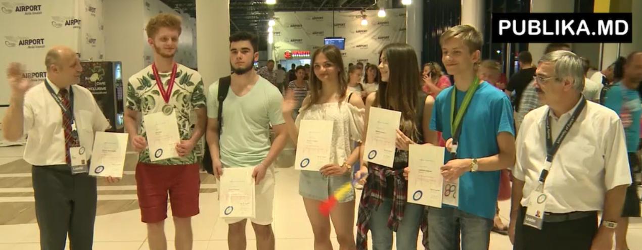 Elevii moldoveni au luat argintul la Olimpiada internaţională de Fizică