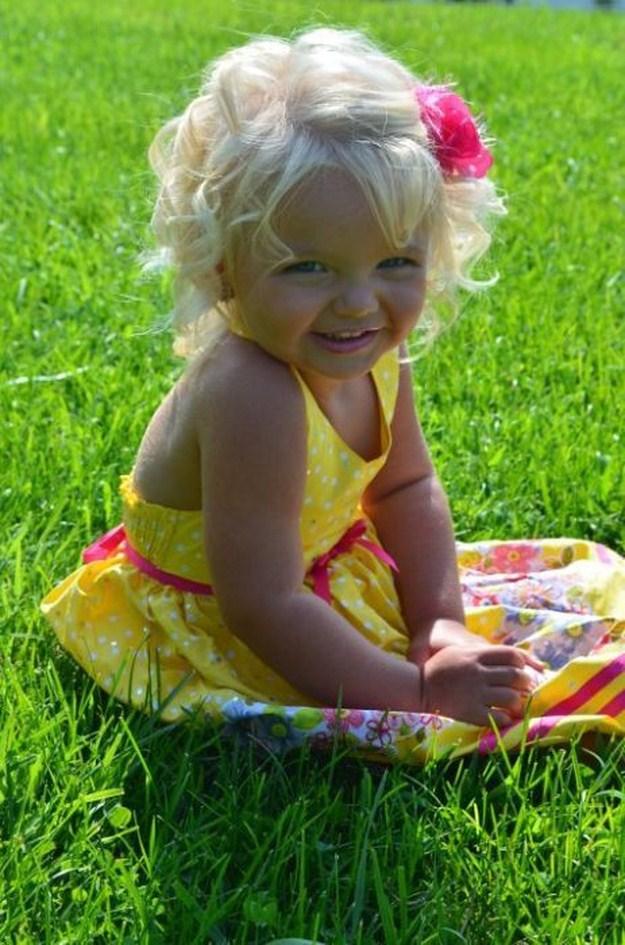 Ira Brown, model de la doi ani. Povestea fetiţei cu chip de păpuşă