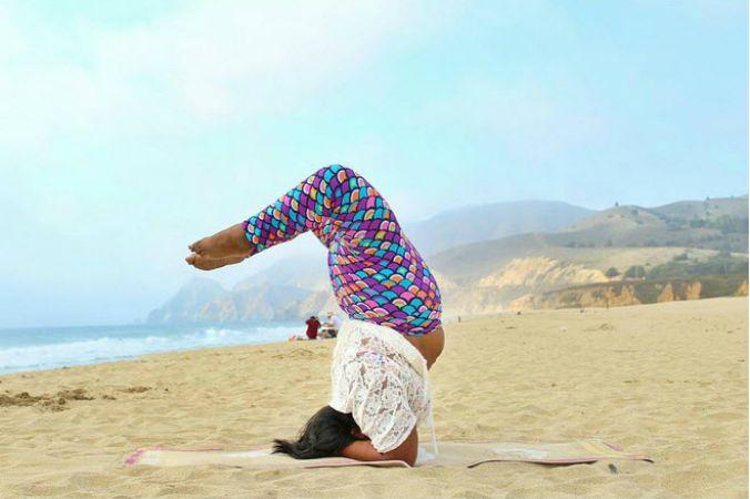 Весам назло: в мире набирает популярность йога для полных