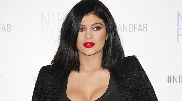 Se transforma in copia fidela a lui Kim Kardashian? Kylie Jenner si-a schimbat look-ul