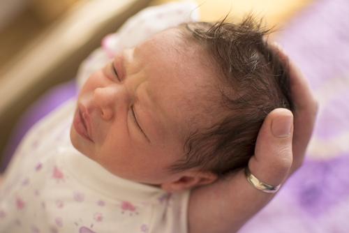 Cum arată un nou-născut? 16 lucruri care vă vor surprinde