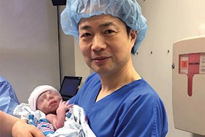 Premieră mondială! S-a născut primul copil din lume cu ADN de la trei părinți