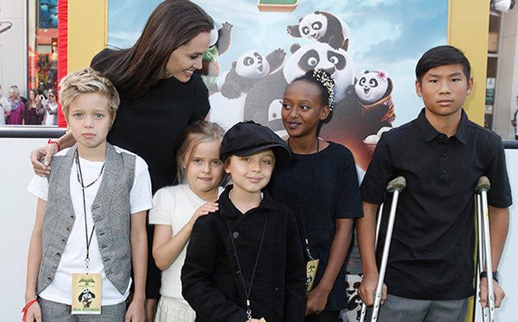 Анджелина Джоли получила единоличную опеку над детьми