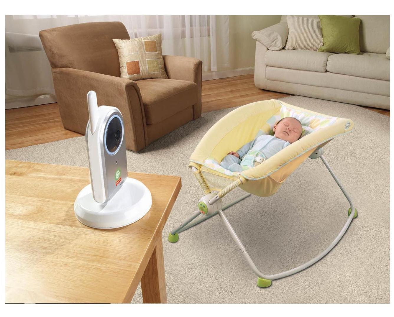 Baby monitor – un accesoriu în vogă sau un dispozitiv util?