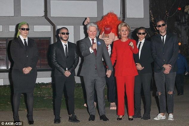 Katy Perry s-a transformat in Hillary Clinton de Halloween! Rezultatul a fost unul neasteptat