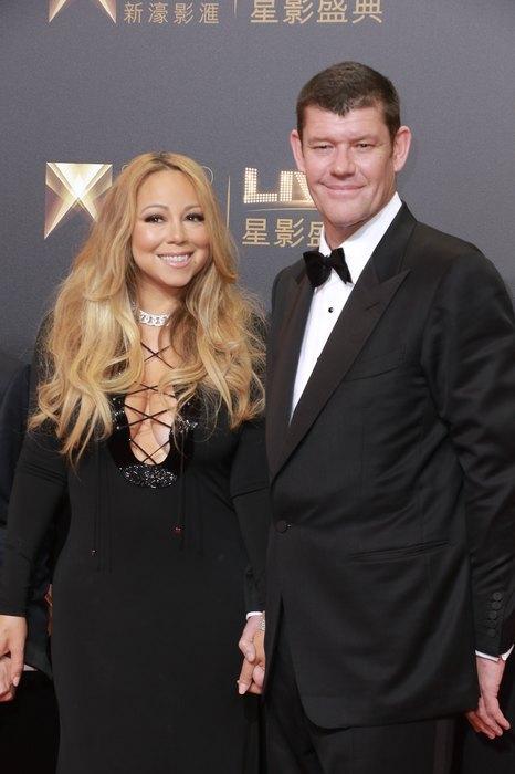 Мэрайя Кери требует компенсацию от бывшего жениха-миллиардера в 50 млн долларов