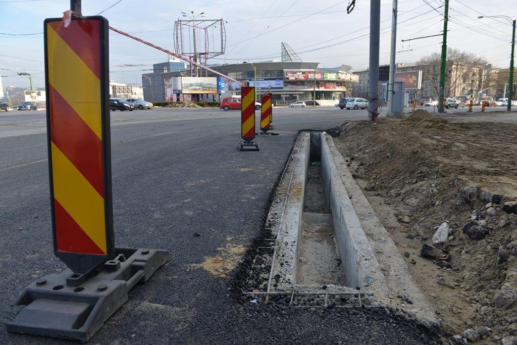 Suspendarea traficului rutier pe bd. Negruzzi