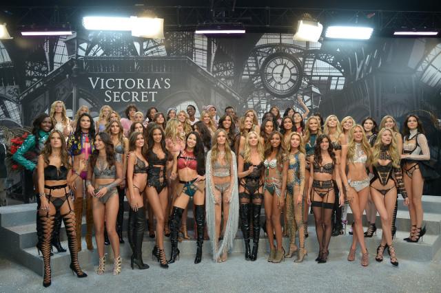 Cele mai tari momente din super show-ul Victoria’s Secret de anul acesta