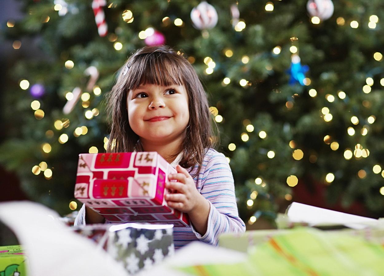 Cum alegem cadoul de Crăciun pentru copil?