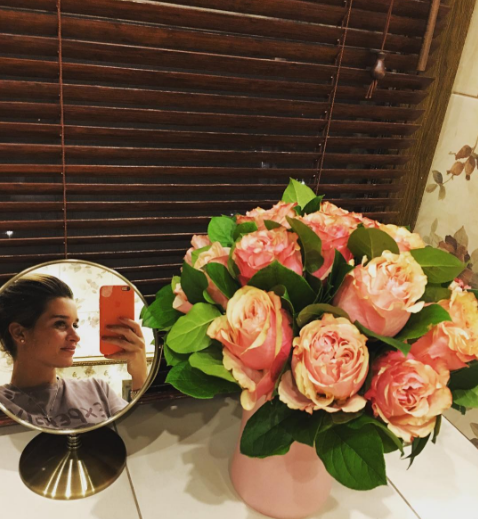 Ксения Бородина и Курбан Омаров подарили сказку маленькой Теоне