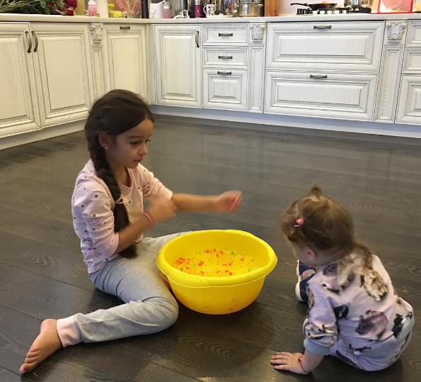 Ксения Бородина рассказала о слежке за няней