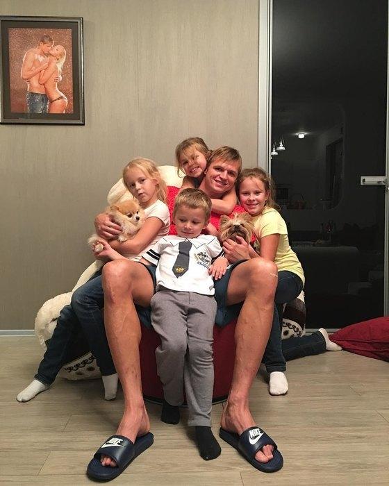 Бывшая жена футболиста Дмитрия Тарасова намекнула, что он снова счастлив с ней