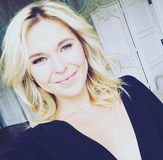 У Пелагеи и хоккеиста Ивана Телегина родилась дочь