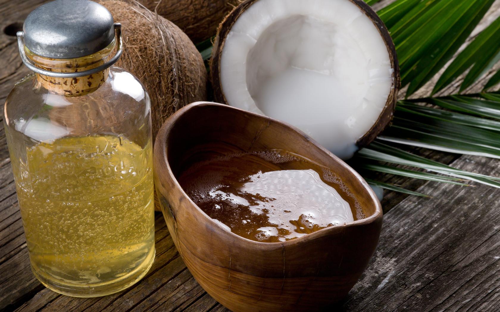 Ce uleiuri pot fi folosite pentru îngrijirea pielii: 4 variante ideale