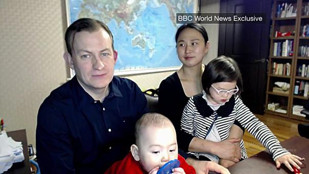 Эксперт, чьи дети помешали прямому эфиру на ВВС, дал интервью о своей семье