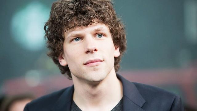 Actorul Jesse Eisenberg a devenit tată pentru prima oară