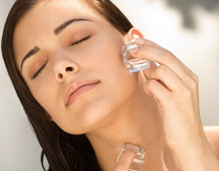 Cosmetice de casă: 3 rețete de gheață cosmetică pentru întinerirea pielii