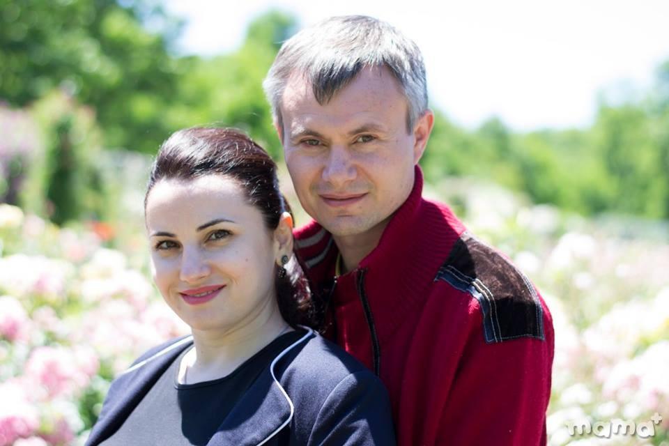 Family portrait: Violeta Gașițoi și Roman Zadoinov