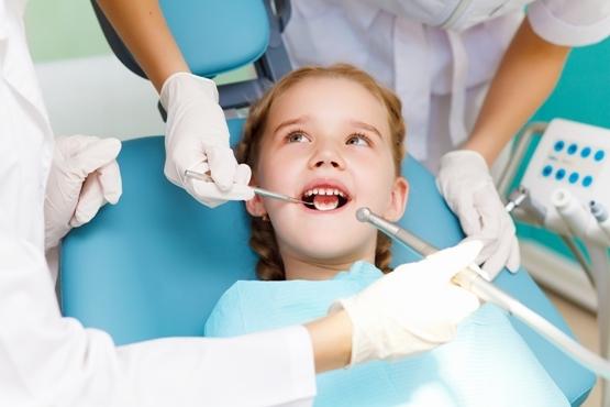 Caria dentară – tratată fără dureri, prin joacă