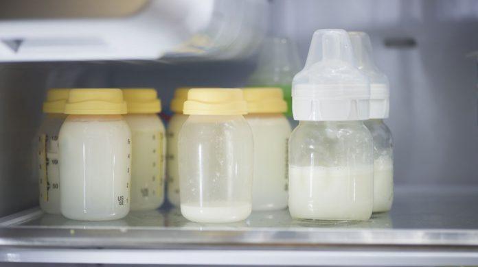 Открытие, сделанное случайно учёными из Швеции: грудное молоко уничтожает раковые опухоли!