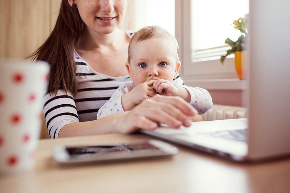 Какой может быть работа на дому для мамочек? Идеи заработка