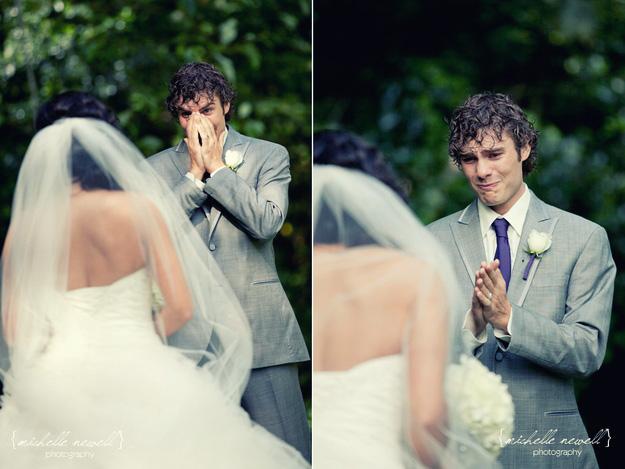 Тот момент, когда жених впервые видит невесту в свадебном платье