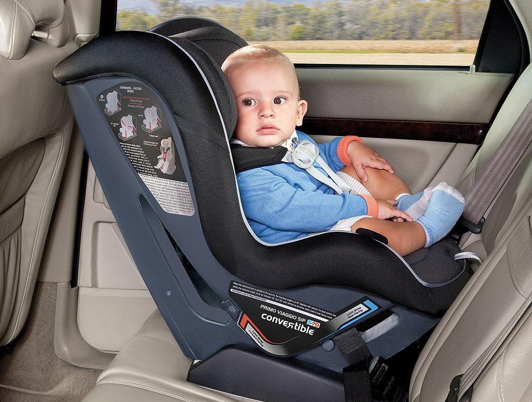 Care este locul cel mai sigur pentru scaunul de mașină al bebelușului