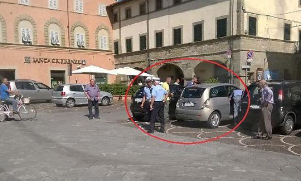 O fetiță din Italia, uitată în maşină, a murit din cauza căldurii