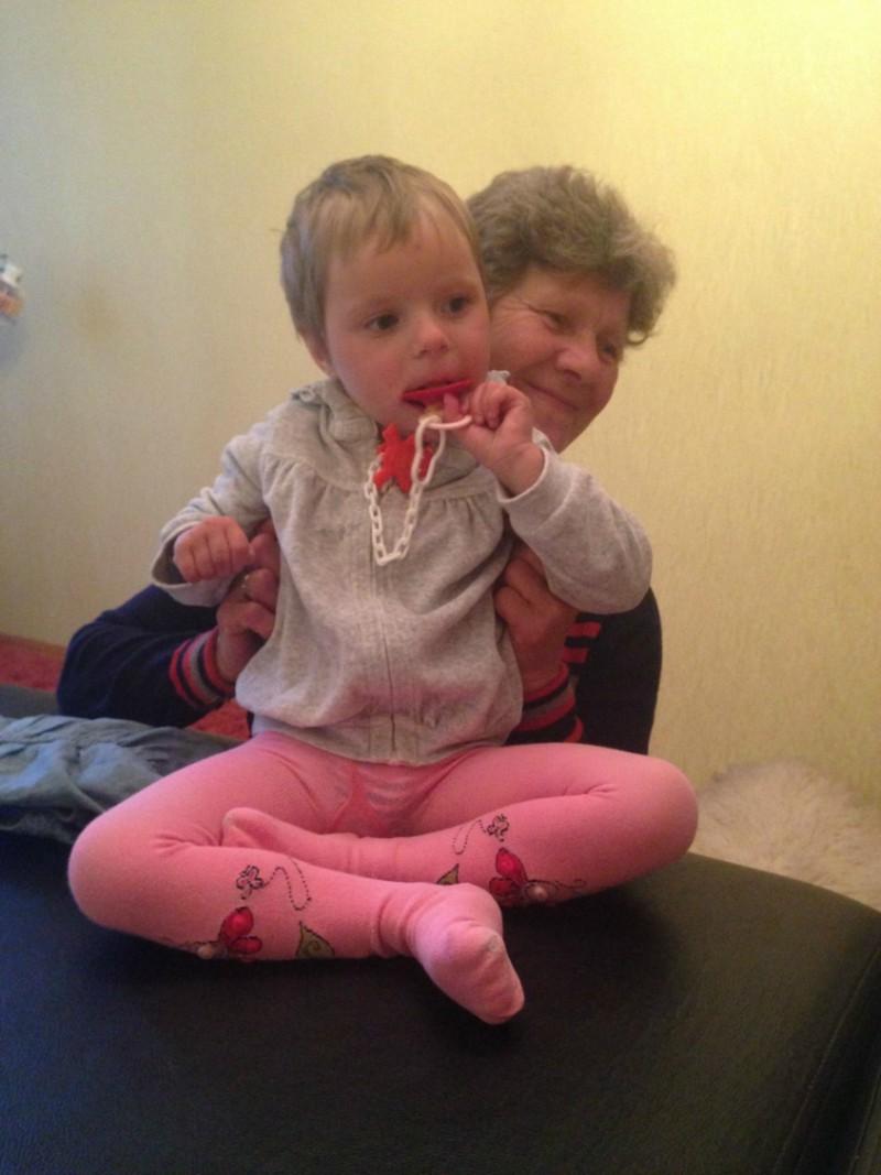 Малышка с юга Молдовы, которая стала инвалидом из-за мамы, нуждается в срочной помощи!