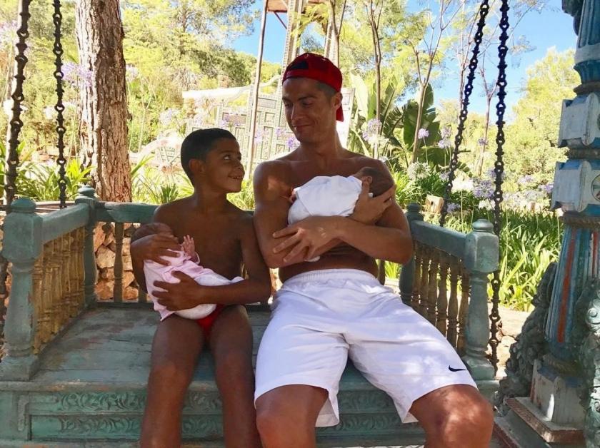 E oficial! Cristiano Ronaldo a confirmat că actuala lui iubită este însărcinată (FOTO)