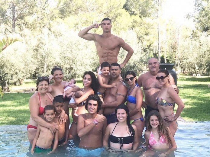 E oficial! Cristiano Ronaldo a confirmat că actuala lui iubită este însărcinată (FOTO)