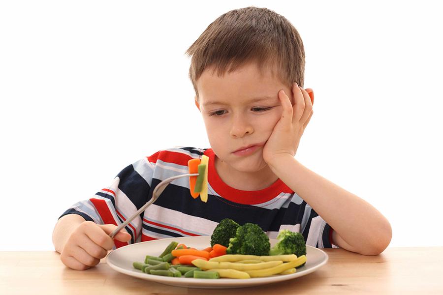 Ученые придумали, как убедить детей есть больше овощей