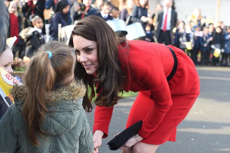 Secretul a fost deconspirat: de ce Kate Middleton nu dă niciodată autografe